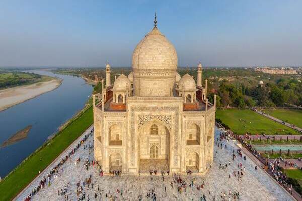 Agra: Taj Mahal Ticket with Mausoleum Guided Tour