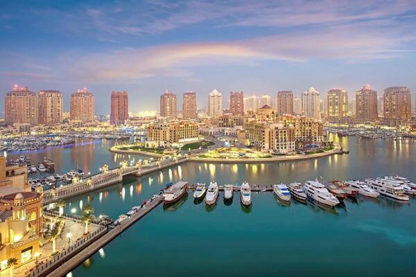 Doha City Guided Tour to Souq Waqif, Katara, & Pearl-Qatar