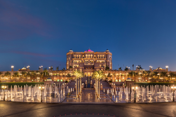 Abu Dhabi Mosque & Lunch At Emirates Palace From Dubai