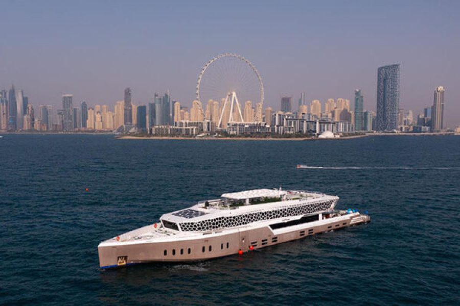 Dubai Mega Yacht Cruise with Buffet Dinner