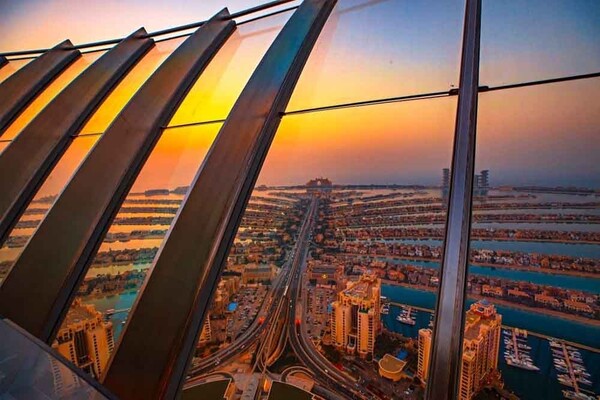 Dubai Blue Mosque and Palm Jumeirah Tour with Frame Entry