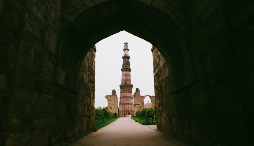 Qutub Minar tours