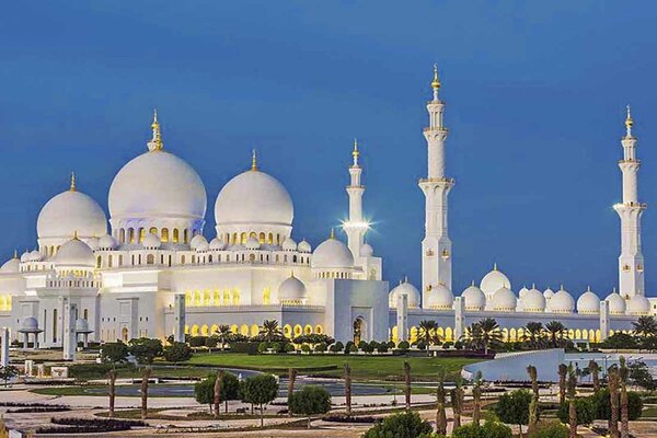 Private Abu Dhabi Day Tour with Etihad Tower From Dubai