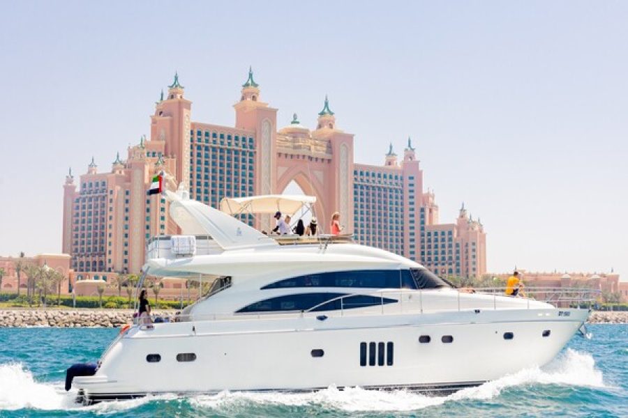 Dubai Luxury Yacht Tour with Options to Add a BBQ Lunch