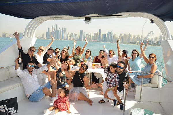 Dubai Marina Yacht Party with BBQ, Unlimited Drinks and DJ