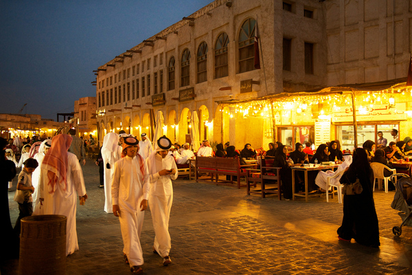 Doha City Guided Tour to Souq Waqif, Katara, & Pearl-Qatar