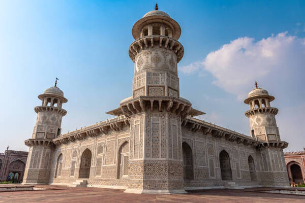 From Delhi: Private 4-Days Delhi, Agra or Jaipur Tour with Hotels
