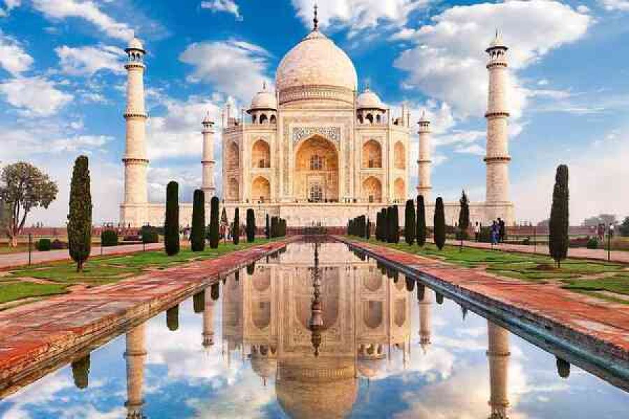 Taj Mahal Travel Guide