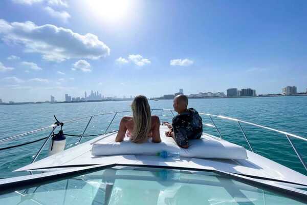 Private Dubai Yacht Charter from Dubai Marina