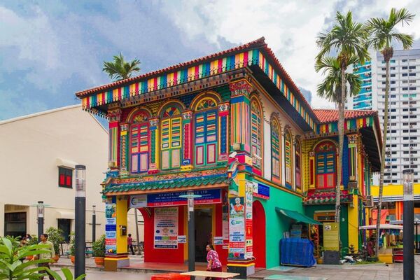Singapore: Chinatown and Little India Guided Walking Tour