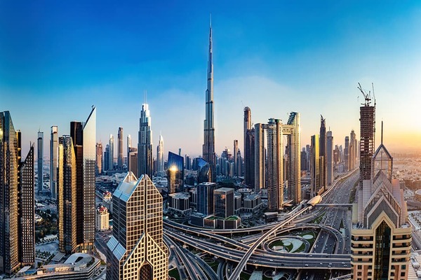 Top 15 Must-See Dubai Sightseeing Tour in a SUV