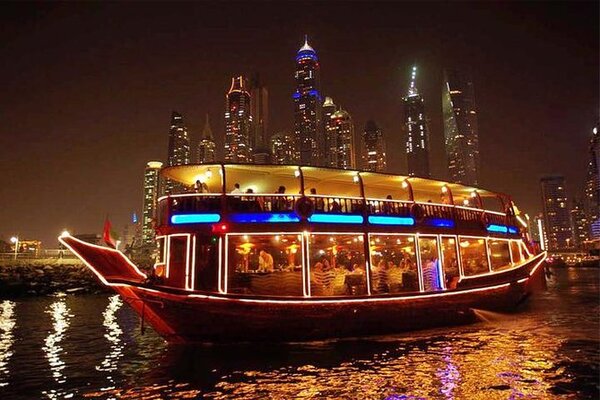 Dubai Dhow Cruise Creek Experience with Dinner