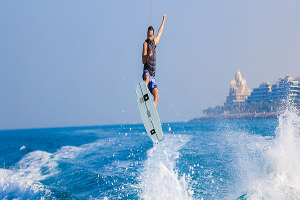 Dubai Surf High Experience One Hour Wake Board Session