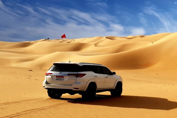 Abu Dhabi Desert Safari Tour