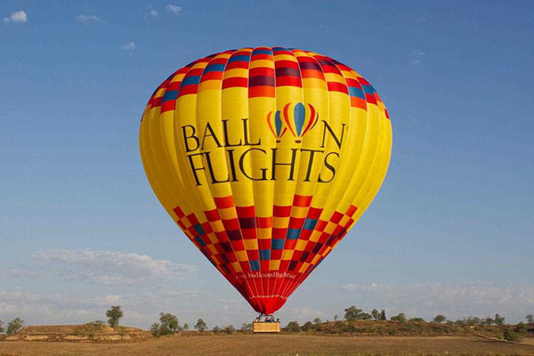 Abu Dhabi: Exotic Sunrise with Balloon Flights