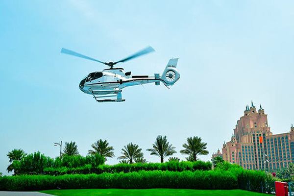 Abu Dhabi- Sightseeing Helicopter Toura